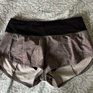 Lululemon grey and black speed ups 2.5 inch size 2